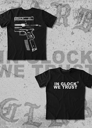 Футболка с принтом “in glock we trust” + принт пистолет (спина) | мужская базовая футболка черный, xs, рожевий принт