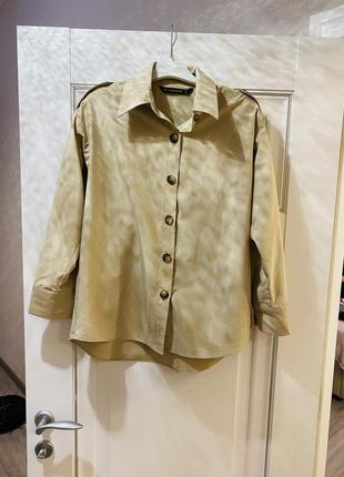 Рубашка zara xs, оверсайз, длина по спинке 70 см, плечи 51см