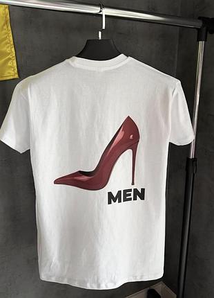 Футболка з принтом «men» каблук