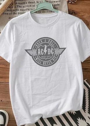 Чоловіча футболка біла з принтом розмір xxxl «ac/dc: rock & roll will never die» - стильна футболка для чоловіків