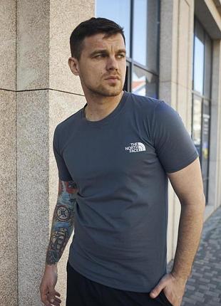 Темно серая футболка мужская tnf s m l xl xxl