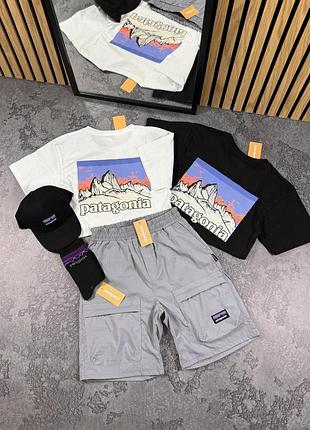 Футболка черная+ шорты плащевка с кишнями patagonia серые+ кепка + носки