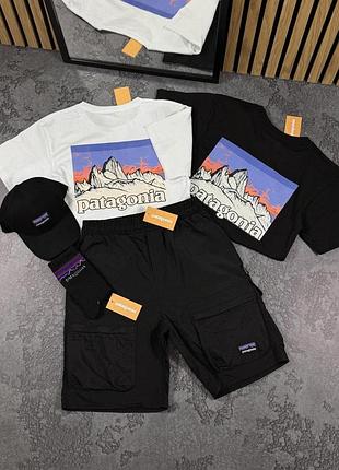 Футболка черная + шорты плащевка с кишнями patagonia черные + кепка + носки