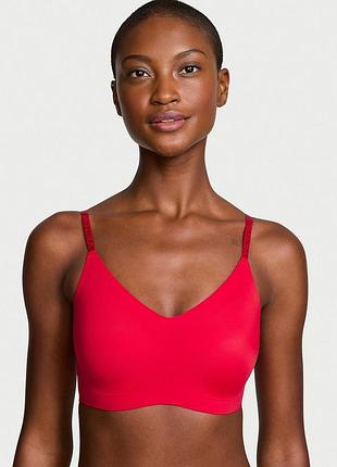 Бюстгальтер victoria's secret (7312439123225) lightly lined wireless comfort xs красный