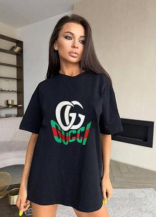 Стильная футболка unisex с накатом. подходит как женщинам, так и мужчинам.