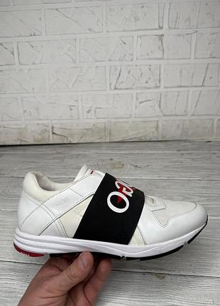 Женские кроссовки hugo 36-37 р