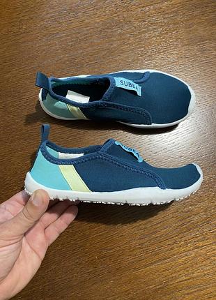 Дитячі аквашузи коралки decathlon subea 120
