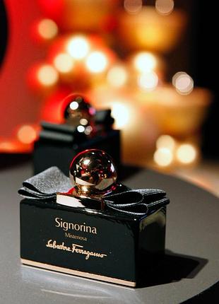 Туалетна вода жіночі парфуми salvatore ferragamo signorina misteriosa тестер