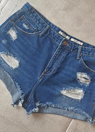 Женские джинсовые шорты stradivarius размер 40(eu) m/l