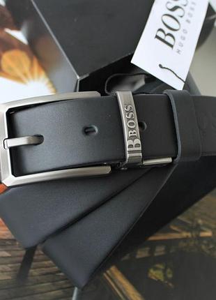 Чоловічий класичний шкіряний ремінь hugo boss у коробці