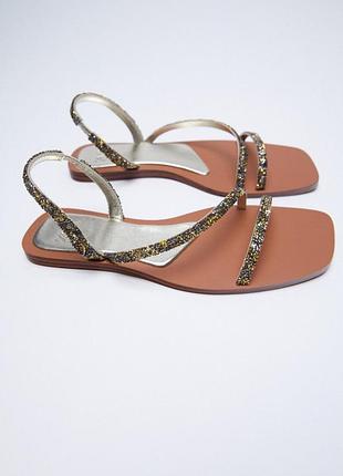Босоніжки zara