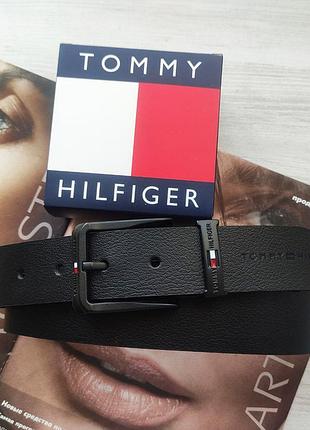 Мужской ремень tommy hilf с черной пряжкой в коробке