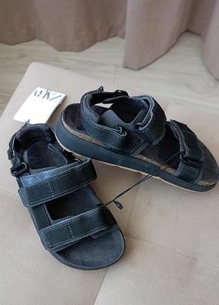 Босоножки zara 31р