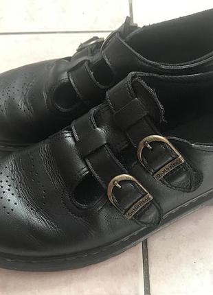 Шкіряні чорні туфлі dr.martens в стилі mary jane розмір 38 24,5 см