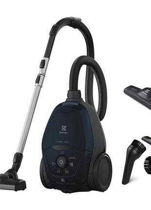 Пылесос мешковый electrolux pd82-4st 600 вт