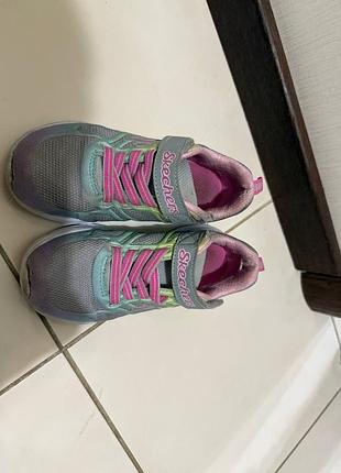 Детские кроссовки skechers