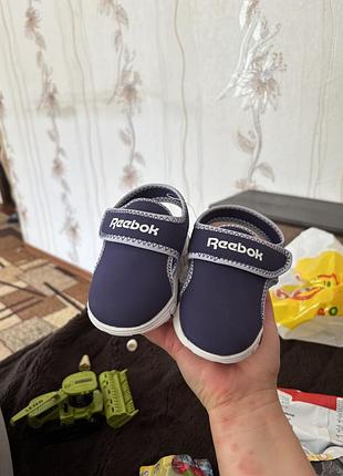 Босоніжки сандалі водонепроникнові reebok wave glider iii sandals