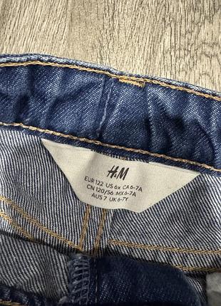 Джинсові шорти h&m для дівчинки із вишитими сердечками, 6–7 років (122 см) 2
