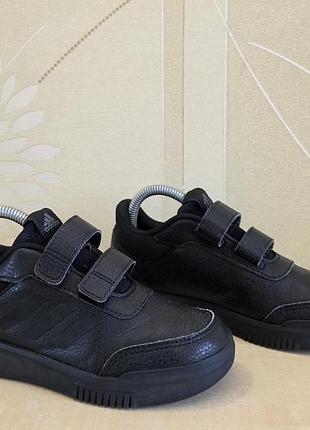 Дитячі кросівки adidas tensaur оригінал розмір 31