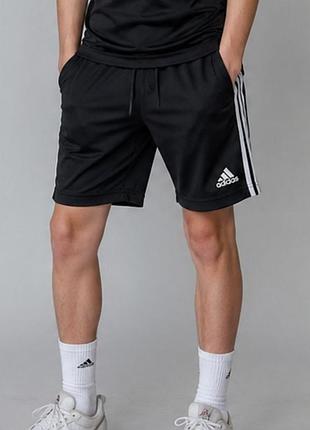 Спортивні шорти adidas  на зріст 164 . спортивні шорти adidas на підлітка . чорні шорти