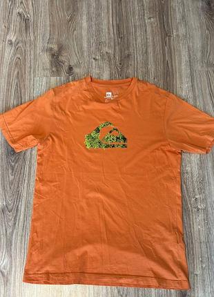 Quicksilver t-shirt