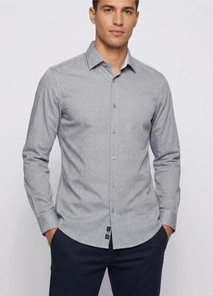 Стильна приталена сорочка boss (hugo boss) slim fit
розмір s