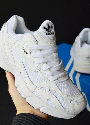 Жіночі літні кросівки adidas astir білі з чорним надписом кросівки адідас астір сітка топ якість 40(25.5см)