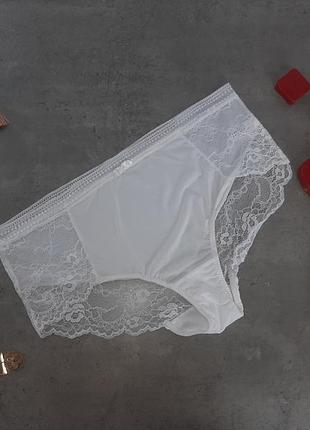 Белые трусики с кружевом matalan