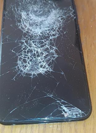 Телефон vivo y11 6