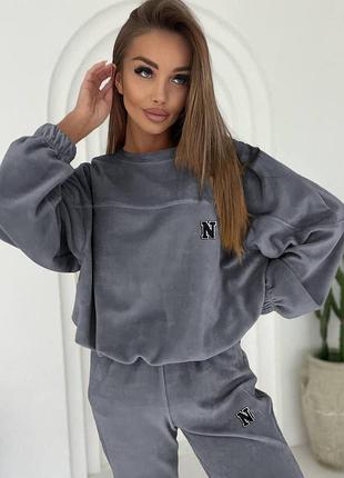 Женский велюровый костюм сірий, 54-56
