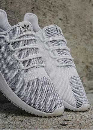 Кроссовки от adidas