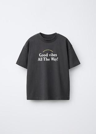 Футболка zara 152 для мальчика серая графитовая с принтом