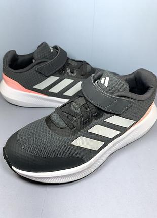 Кросівки adidas