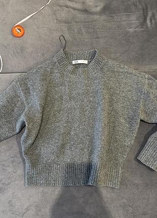 Сірий светр zara
