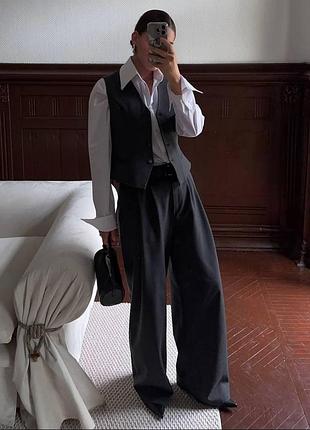 Женский костюм брючный с жилеткой