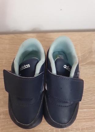 Детские кроссовки adidas