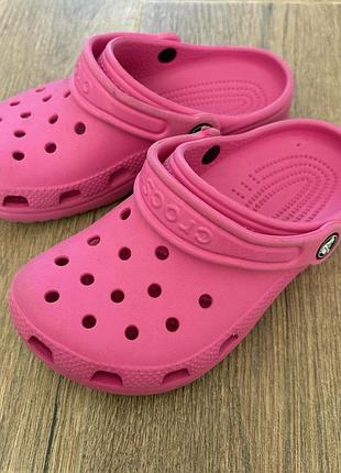 Детские шлепанцы crocs, легкие и удобные, в идеальном состоянии  размер-j 1, 31