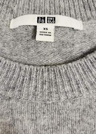 Светр uniqlo 3