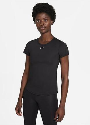 Класна спортивна футболка nike оригінал