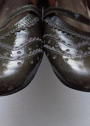 Балетки, туфли clarks originals из натуральной лакированной кожи3 фото