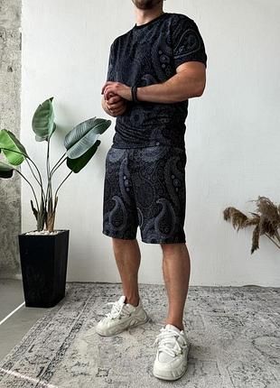 Чорний чоловічий літній стильний спортивний костюм з модним дизайном