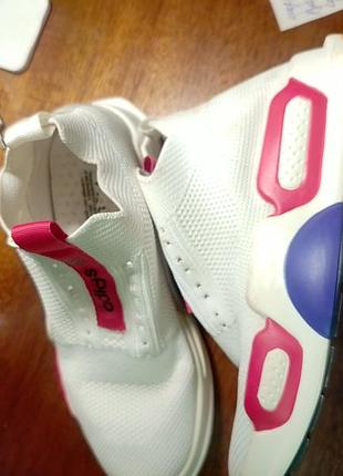 Кроссовки adidas