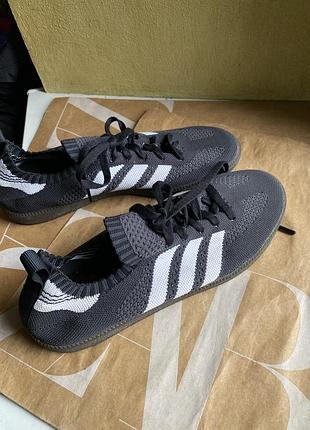 Кроссовки кеди adidas 43 размер