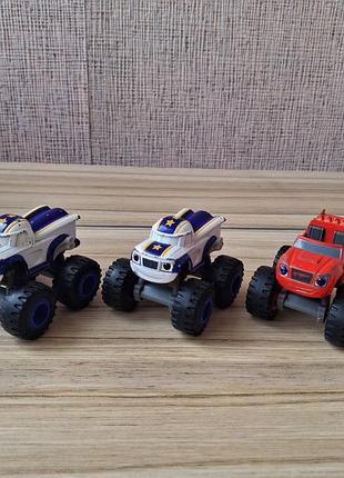 Металеві машинки блиск і чудо машинки blaze & the monster machines