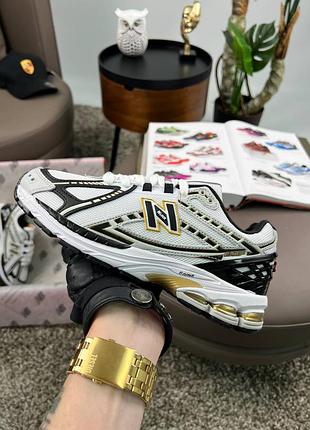 Женские кроссовки new balance 1906r white black gold
