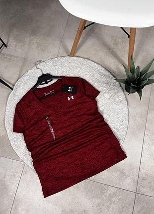 Футболка від under armour
