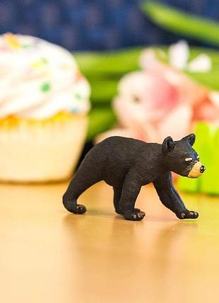 Фигурка safari ltd медвежонок черного медведя, 7,60*2,70*4,09 см, "дикие лесные животные", 273629