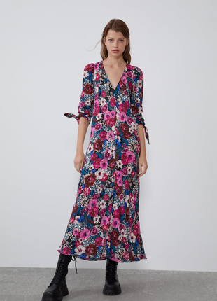 Красивое платье zara🌺 — цена 400 грн в каталоге Длинные платья ✓ Купить  женские вещи по доступной цене на Шафе | Украина #54052686