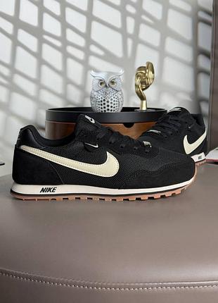 Nike md runner 2 black beige 2