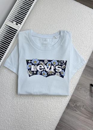 Футболка жіноча levis з квітковим принтом
